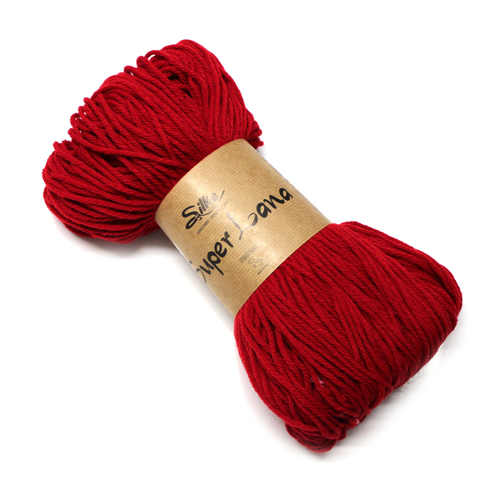 filato misto lana in matassa colore rosso