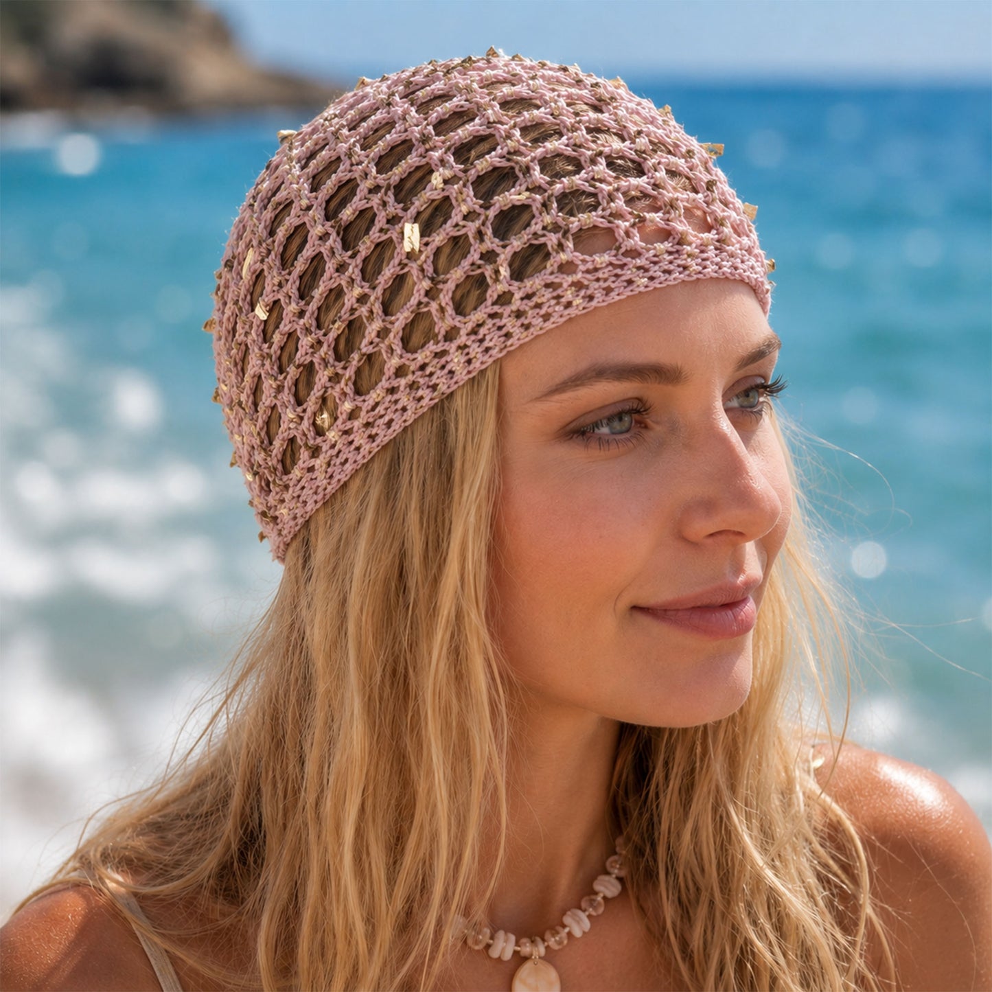 Filato Boom ISPE marrone con fibra metallica argento e cotone per uncinetto e maglia cuffietta rosa